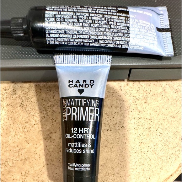 Hard Candy Sheer Envy Mattifying Primer - Picture 4 of 4